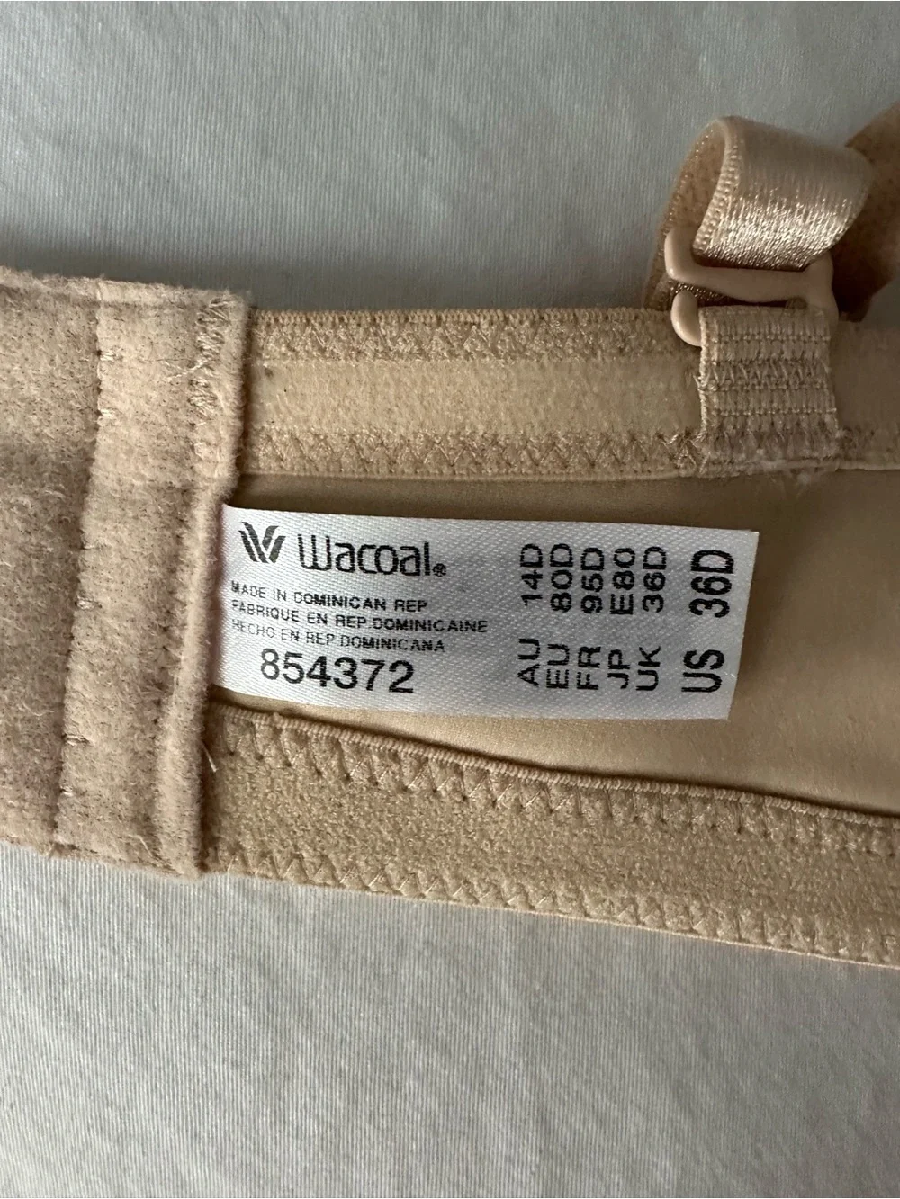 Wacoal smooth molded